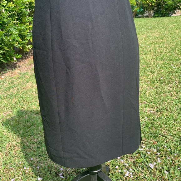 Maggy London Petites Black Dress - Picture 3 of 9